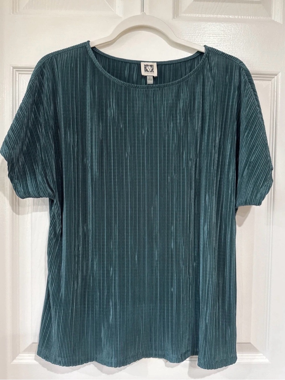 Anne Klein Women's S Short Sleeve Pullover Crinkle Top Forest Green NWOT
